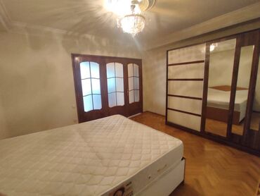 Uzunmüddətli kirayə mənzillər: Yasamalda 9 mertebeli binanın 9-cu mərtəbəsində yerləşən ümumi sahəsi — 26