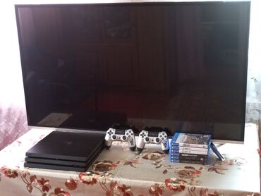 playstation 4 цена в бишкеке: Продам либо обменяю на телефон (равноценный ) SONY PS 4 PRO Память 1