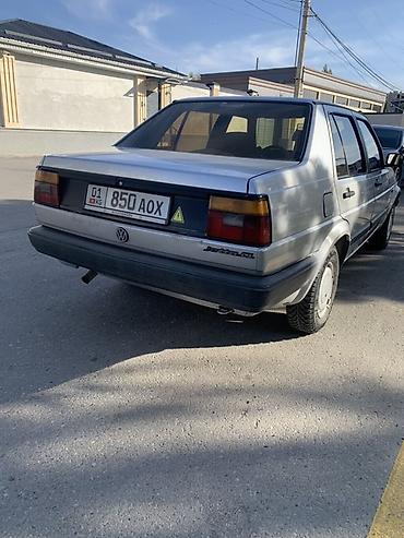 Volkswagen: Volkswagen Jetta: 1986 г., 1.8 л, Механика, Бензин, Седан — 2