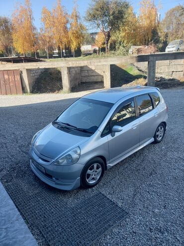 Honda: Honda Fit: 2002 г., 1.3 л, Вариатор, Бензин, Хэтчбэк