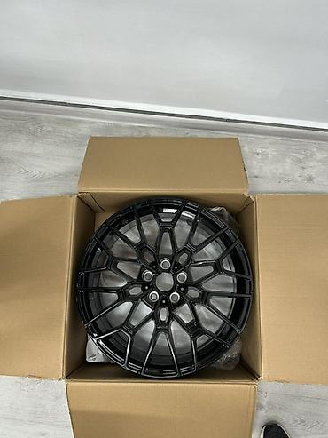 Литые Диски R 19 BMW, Комплект, отверстий - 5, Новый