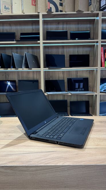 irshad notebook: İşlənmiş HP 15.6 ", Intel Core i3, 256 GB, Ünvandan götürmə, Pulsuz çatdırılma