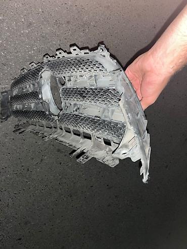 mercedes avtobus: Salam. mercedes üçün ön radiator barmaqlığı. 7/24 zəng və wp da yaza — 4