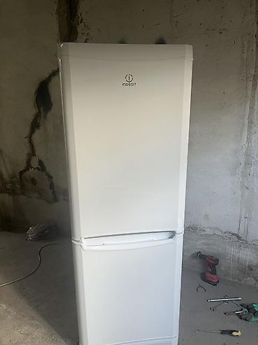 Техника для кухни: Холодильник Indesit, Б/у, Двухкамерный, 60 * 167 * 57 — 1