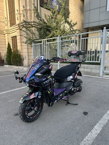 элктро скутер: Макси-скутер Yamaha, 150 куб. см, Бензин, Новый