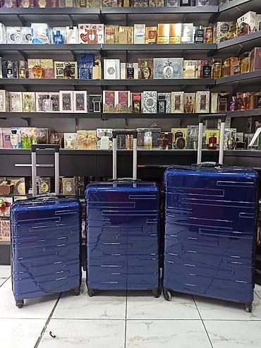 Çamadanlar: Mavi sərt korpuslu səyahət çamadan dəsti - 3 ölçü: kiçik, orta və — 1