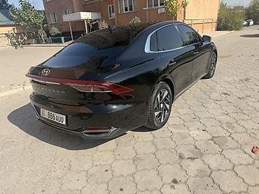 geely preface: Hyundai Grandeur: 2020 г., 2.4 л, Гибрид, Седан — 6