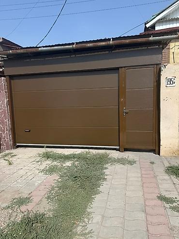 Секционные ворота: Секционные ворота и калитки из сендвич-панелей - Секционные подъемные — 12