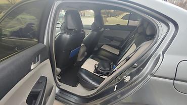 дать объявление: Honda Accord: 2011 г., 2.4 л, Автомат, Бензин, Седан — 3
