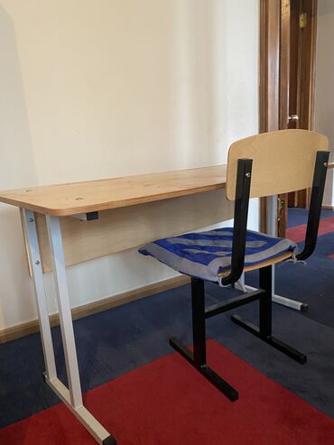 стол для студентов: Парта с одним стульчиком в отличном состоянии
