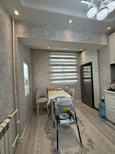 Köhnə tikili: Bakı, Bakıxanov qəs., 3 otaqlı, Köhnə tikili, m. Neftçilər, 80 kv. m — 21