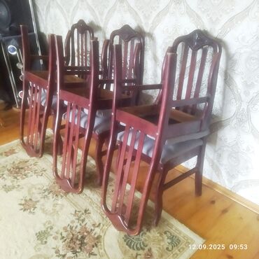 Словари: 6 eded temiz seliqeli veziyetdedir mohkemdi . unvan qeyd olub 20.mkr