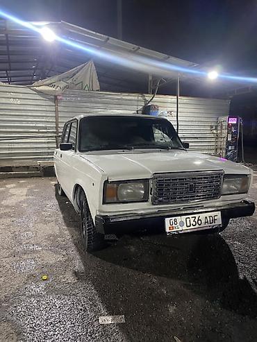 ВАЗ (ЛАДА): ВАЗ (ЛАДА) 2107: 1997 г., 1.5 л, Кол менен иштөөчү, Седан — 2