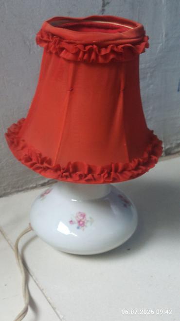Retro masa lampası – “farfor Xüsusiyyətlər: - Material: qəhvəyi