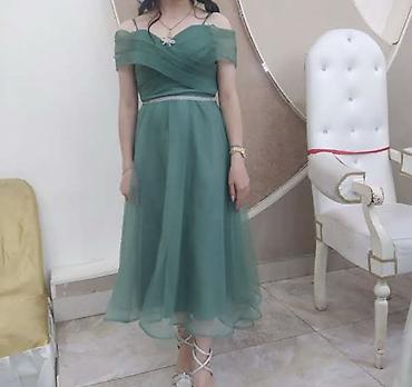 zinet: Zərif yaşıl rəngli gecə/libas - Model: çiyinləri açıq, incə nazik — 2