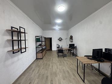 Полки для вещей и одежды: Полка для вещей и одежды, Новый, МДФ — 13