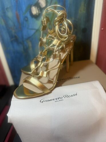 Sandale: Sandale, 39 — 8