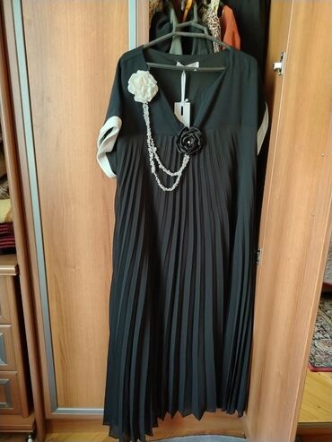 instagram debli geyimler: Коктейльное платье, Миди, XL (EU 42)