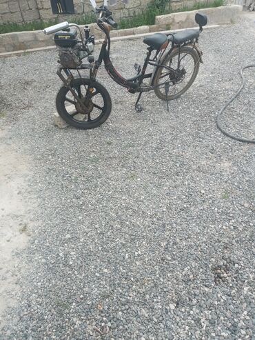 Yağlar və avtokimyəvi maddələr: Harley Davidson - 150CC, 150 sm3, 2024 il, 60 km