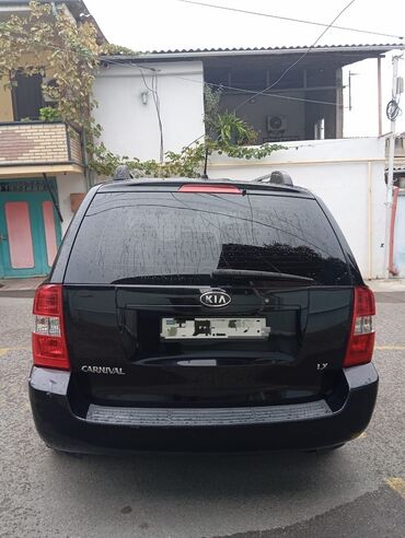 Kia: Kia Carnival: 2.9 l | 2007 il Van/Minivan — 3