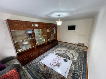 хрущевка квартира: 3 комнаты, 58 м², Хрущевка, 1 этаж, Косметический ремонт