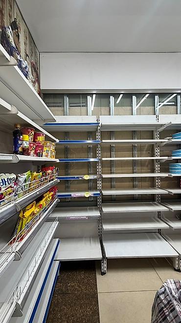 ПРОДАЁТСЯ ТОРГОВОЕ ОБОРУДОВАНИЕ ДЛЯ МАГАЗИНА Продаётся комплект at lalafo.kg ПРОДАЁТСЯ ТОРГОВОЕ ОБОРУДОВАНИЕ ДЛЯ МАГАЗИНА Продаётся комплект