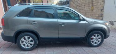 Kia: Kia Sorento: 2 l | 2010 il Ofrouder/SUV — 3