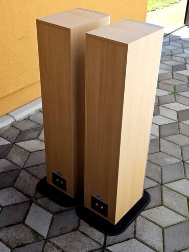 Zvučnici i stereo sistemi: Canton LE 190 Odličan model vrhunskog zvuka i konstrukcije. TOP — 5