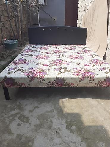 Çarpayı 
Taza hazırı var 
Çatdırılma münasib qiymata