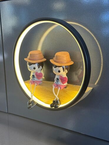 Süni güllər: Divar üçün LED işıqlı dekorativ bralar Bir-birindən fərqli və gözəl