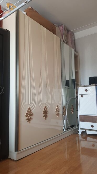 emulsiya boyalari qiymeti: Yeni, Kupe, Düz dolab, Dolab-asılqan