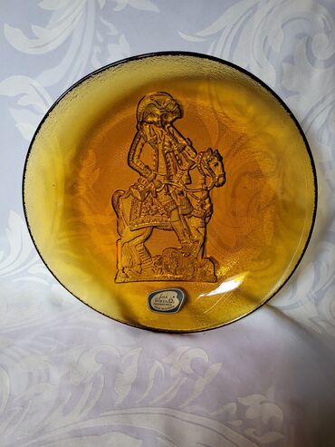 Ostalo posuđe: Univezalni tanjir,nov,vintaz Lux glass Austrija. Univerzalni na lalafo.rs — 5 Ostalo posuđe: Univezalni tanjir,nov,vintaz Lux glass Austrija. Univerzalni — 5