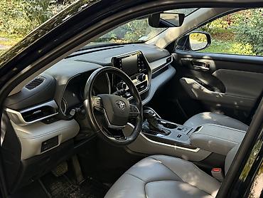 Toyota: Toyota Highlander: 2021 г., 2.5 л, Автомат, Гибрид, Внедорожник — 12