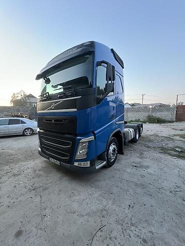 howo v7x: Тягач, Volvo, 2015 г., Без прицепа — 1