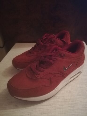 Digər ayaqqabılar: Qadın ayaqqabıları 2 ci əl. Çox az istifadə olunub. Təzə kimi. Bir — 7