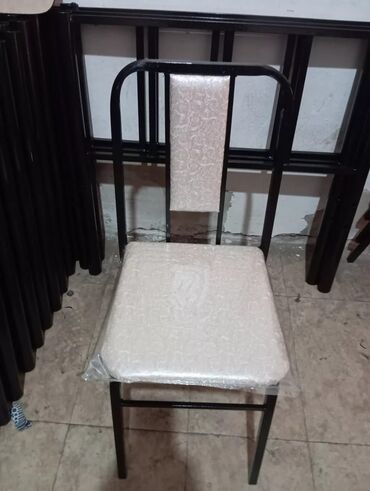 ikinci əl mebellər: Stul Restoran kafe mərasim evləri şadlıq sarayları və.a Yerlər üçün