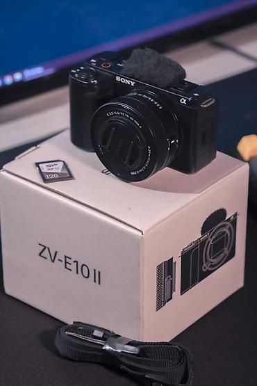 zv e1: Продам Sony ZV-E10M2 II + sigma 18-50 F2.8 + nd clp фильтры + флешка — 1