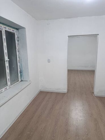 времянка бишкек продажа: Времянка, 30 м², 2 комнаты, Собственник