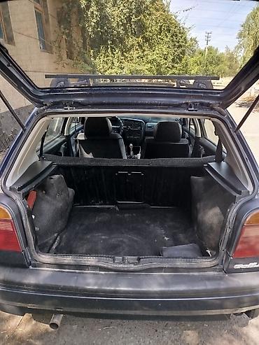 Транспорт: Volkswagen Golf: 1993 г., Механика, Бензин, Хэтчбэк — 6