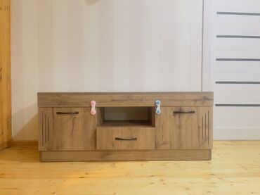 Matraslar: Düz TV altlığı, Polkalı, Laminat