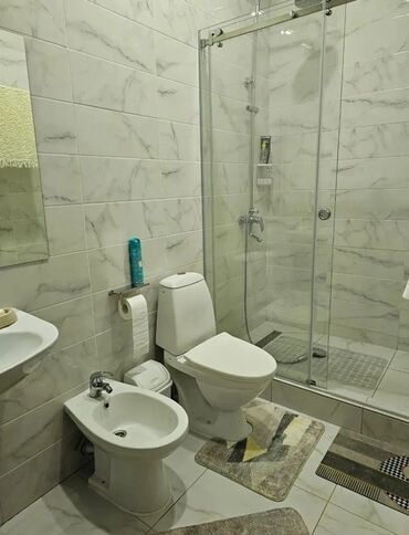 Посуточная аренда домов: 90 м², 3 комнаты, Парковка, Теплый пол, Утепленный — 7