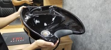 Tibbi çarpayılar: Bərbərxana üçün saç yuma lavabosu - Rəng: parlaq qara - Material