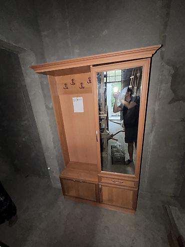 alminum qapi: İşlənmiş, 1 qapı, Siyirməli, Qəhvəyi, Taxta, Açılan, Düz dolab — 2
