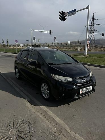 Honda Fit: 2016 г., 1.5 л, Вариатор, Бензин, Хэтчбэк