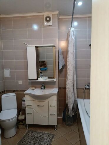 орозбекова щербакова: 2 комнаты, 59 м², Индивидуалка, 8 этаж, Евроремонт