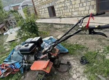 ka 701 traktor: Qaz 10 vicmeye ot bicmek ucun tam işlek veziyetdedir hec bir prablemi