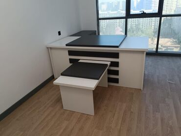 Ofis və oyun kresloları: Yeni, Təkərli, Qolları tənzimlənir, Dəri — 4