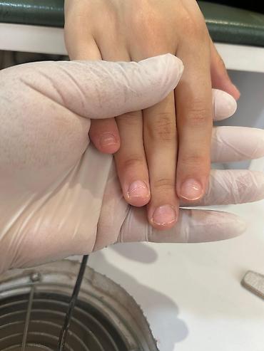 ev dizayni: Naida Nails – “Gözəllik əllərinizdə” Xidmətlər: - Klassik və aparat — 4