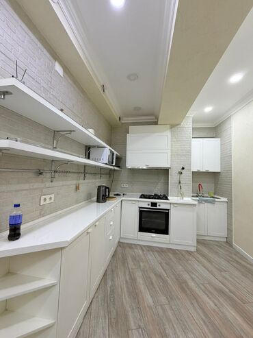 Посуточная аренда квартир: 2 комнаты, Душевая кабина, Постельное белье, Кондиционер — 4