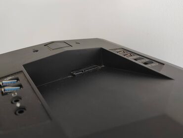 Desktop računari i radne stanice: Gejmer/ Intel i5 8600K/16GB DDR4/SSD M2 1TB /Nvidia GTX 1070 8GB — 8